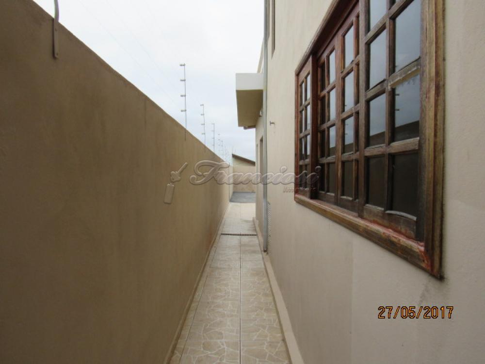 Alugar Casa / Padrão em Itapetininga R$ 1.800,00 - Foto 16