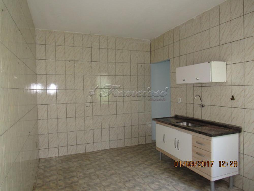 Alugar Casa / Padrão em Itapetininga apenas R$ 900,00 - Foto 2 Alugar Casa / Padrão em Itapetininga apenas R$ 900,00 - Foto 2