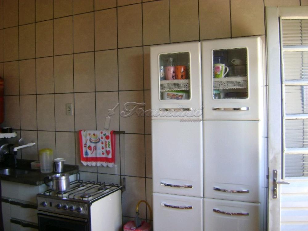 Comprar Casa / Padrão em Itapetininga R$ 250.000,00 - Foto 5