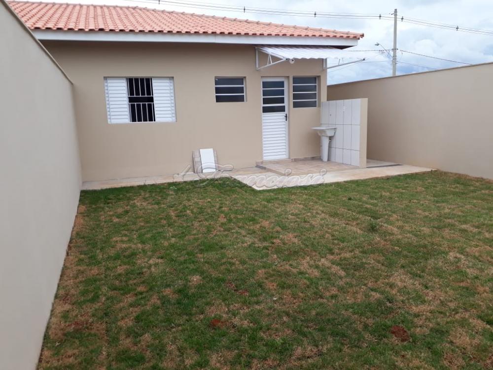Alugar Casa / Padrão em Itapetininga R$ 1.300,00 - Foto 9