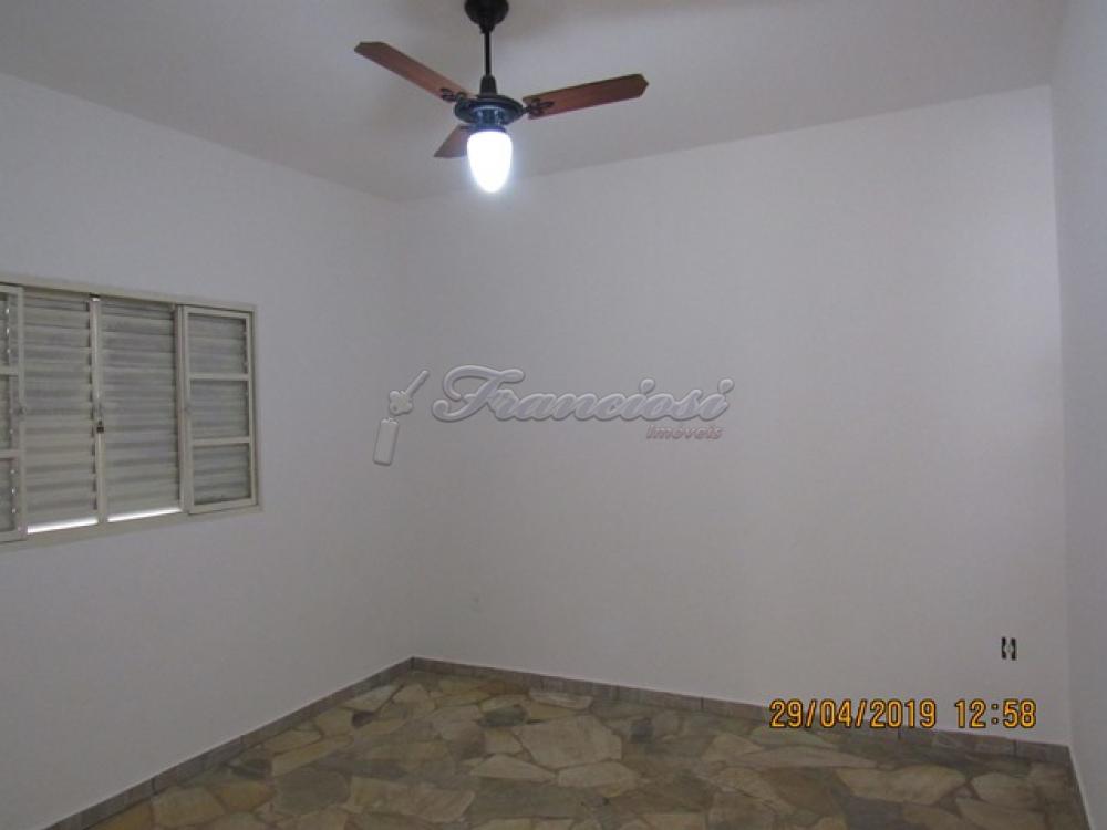 Alugar Casa / Padrão em Itapetininga R$ 1.300,00 - Foto 13