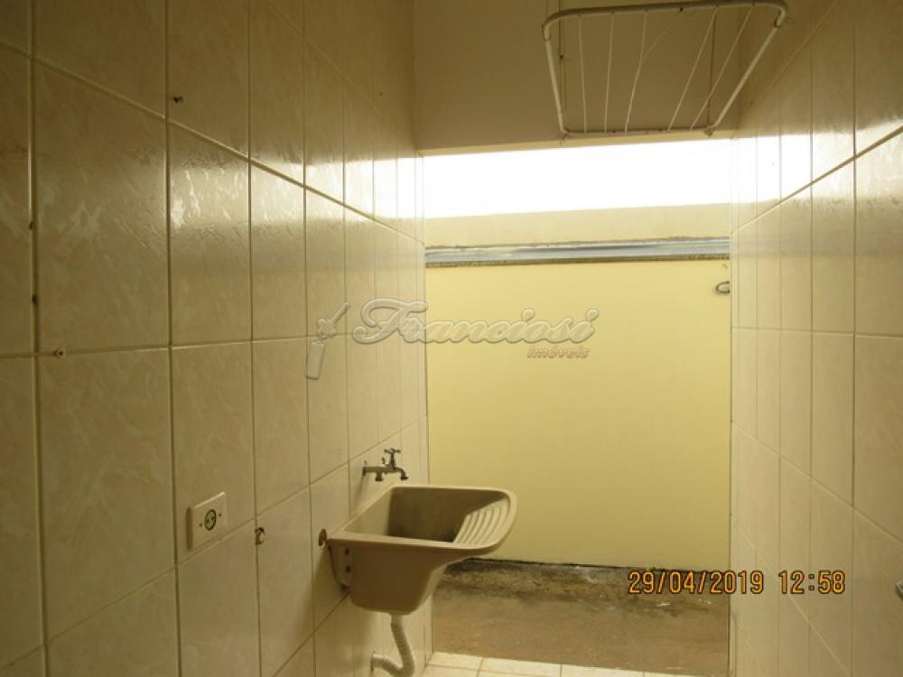 Alugar Casa / Padrão em Itapetininga R$ 1.300,00 - Foto 15