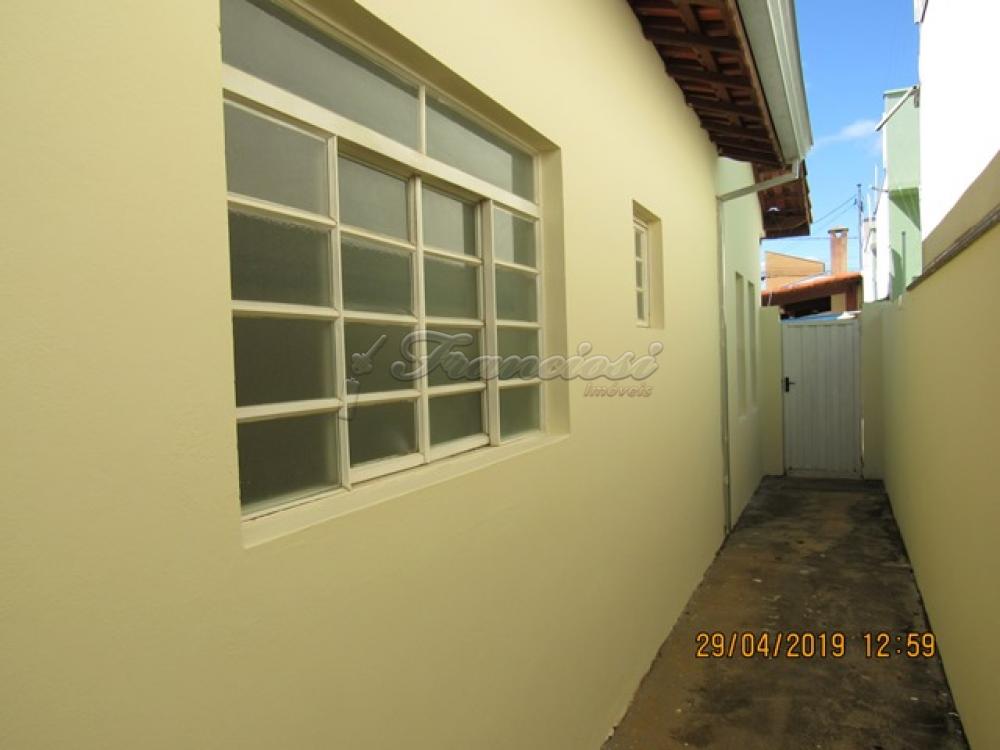 Alugar Casa / Padrão em Itapetininga R$ 1.300,00 - Foto 17