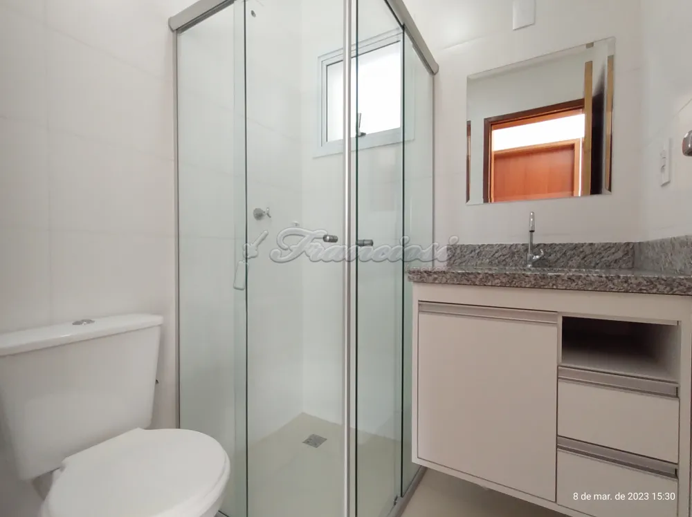 Alugar Apartamento / Condomínio em Itapetininga R$ 1.300,00 - Foto 4