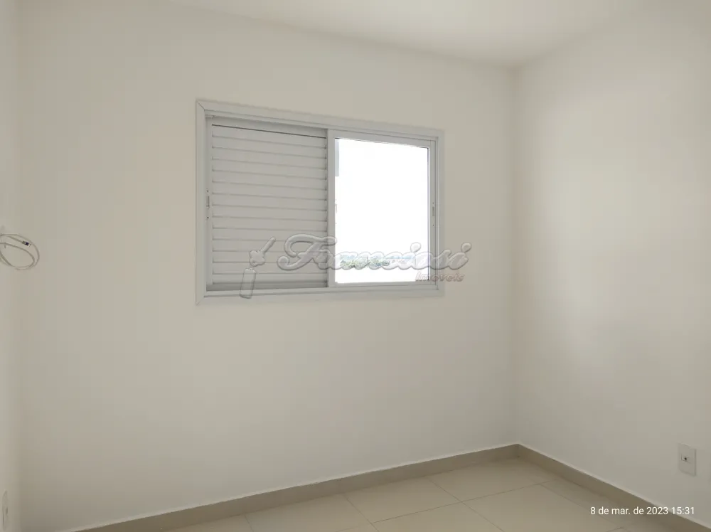 Alugar Apartamento / Condomínio em Itapetininga R$ 1.300,00 - Foto 5