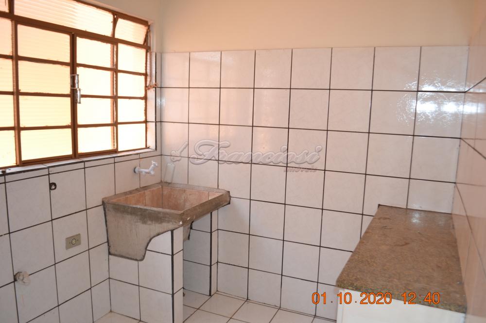 Alugar Casa / Padrão em Itapetininga R$ 1.450,00 - Foto 8