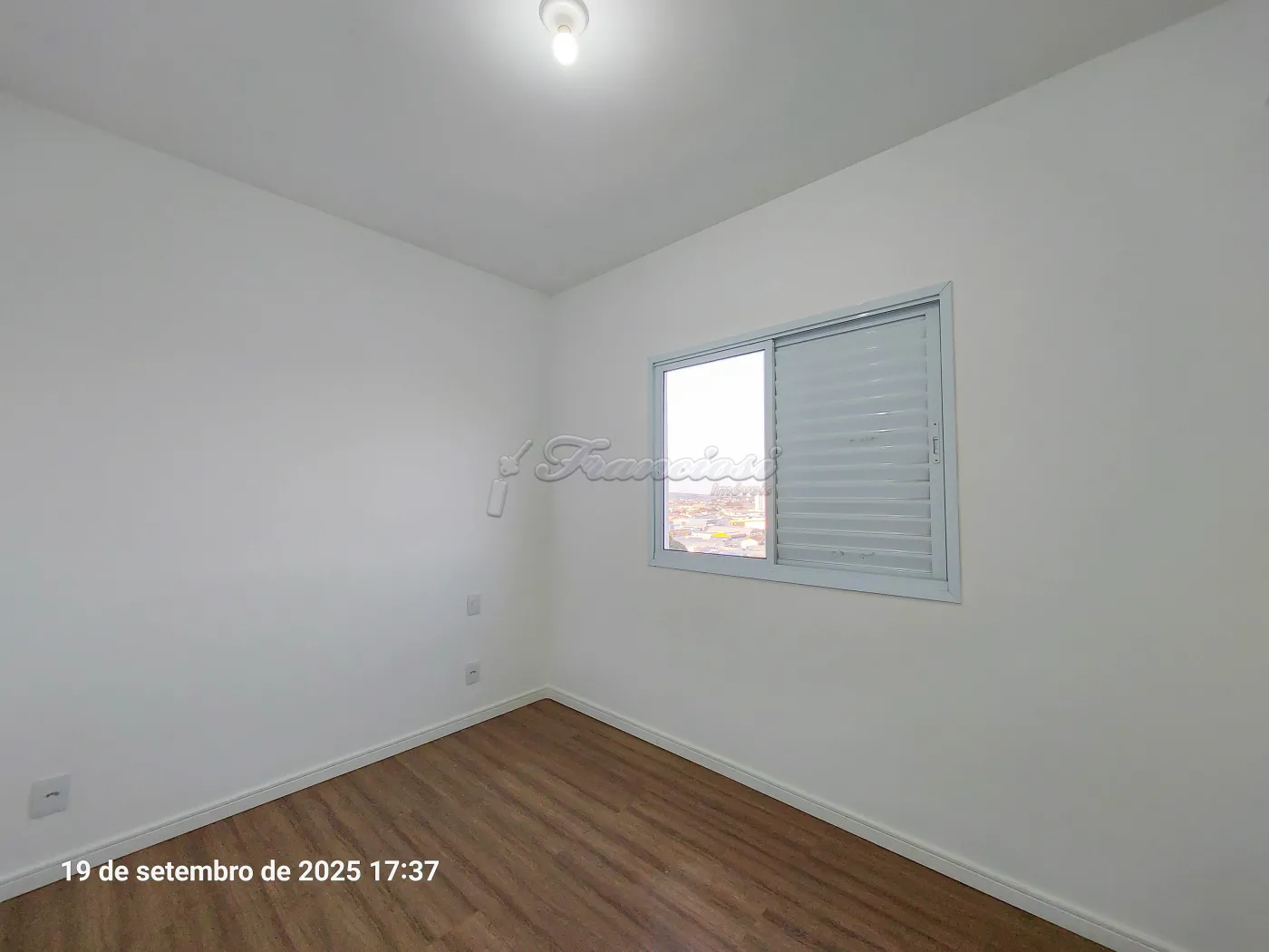 Alugar Apartamento / Condomínio em Itapetininga R$ 1.500,00 - Foto 8