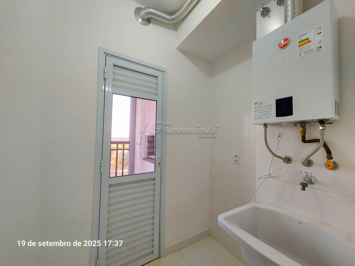Alugar Apartamento / Condomínio em Itapetininga R$ 1.500,00 - Foto 11