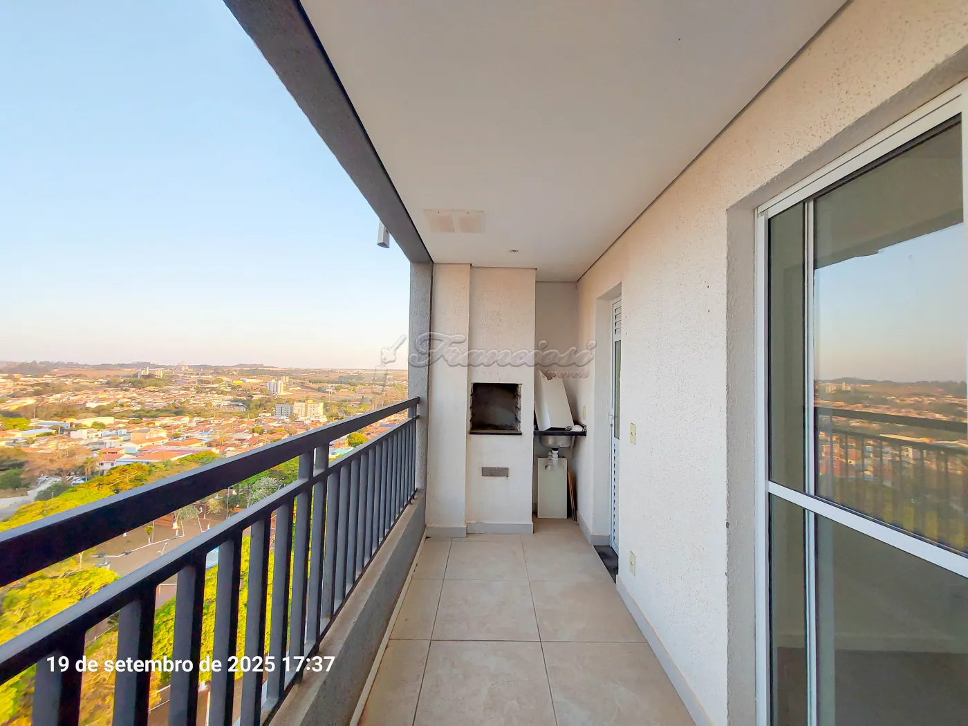 Alugar Apartamento / Condomínio em Itapetininga R$ 1.500,00 - Foto 12