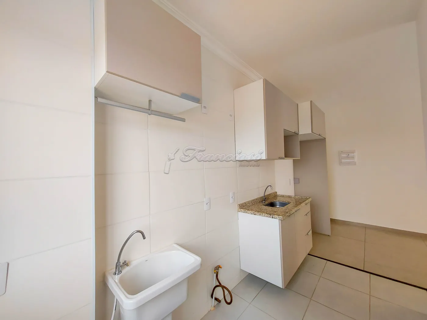 Alugar Apartamento / Condomínio em Itapetininga R$ 1.300,00 - Foto 5