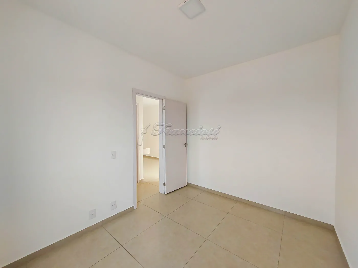 Alugar Apartamento / Condomínio em Itapetininga R$ 1.300,00 - Foto 8