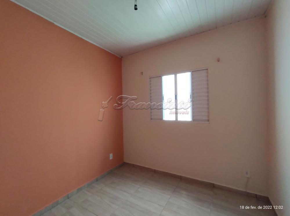 Alugar Casa / Padrão em Itapetininga R$ 1.450,00 - Foto 7
