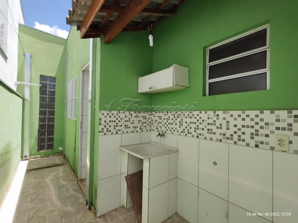 Alugar Casa / Padrão em Itapetininga R$ 1.450,00 - Foto 12