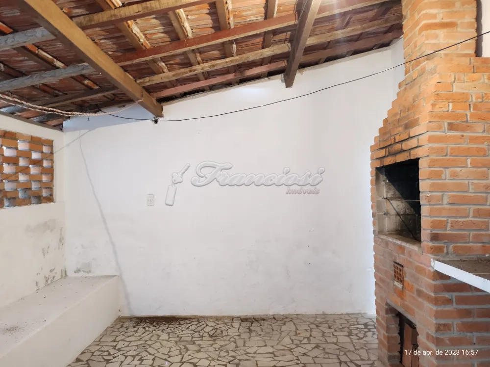 Alugar Casa / Padrão em Itapetininga R$ 950,00 - Foto 9