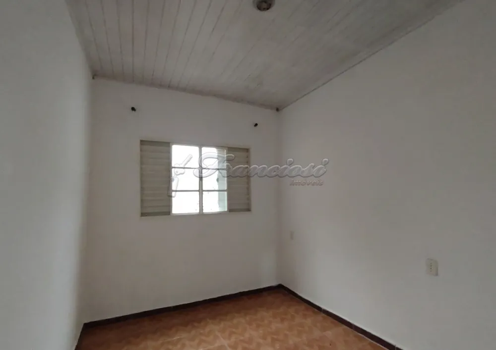 Alugar Casa / Padrão em Itapetininga R$ 950,00 - Foto 6