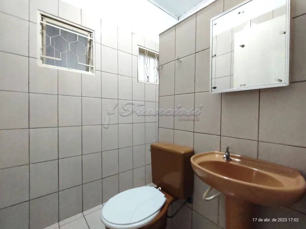 Alugar Casa / Padrão em Itapetininga R$ 950,00 - Foto 7