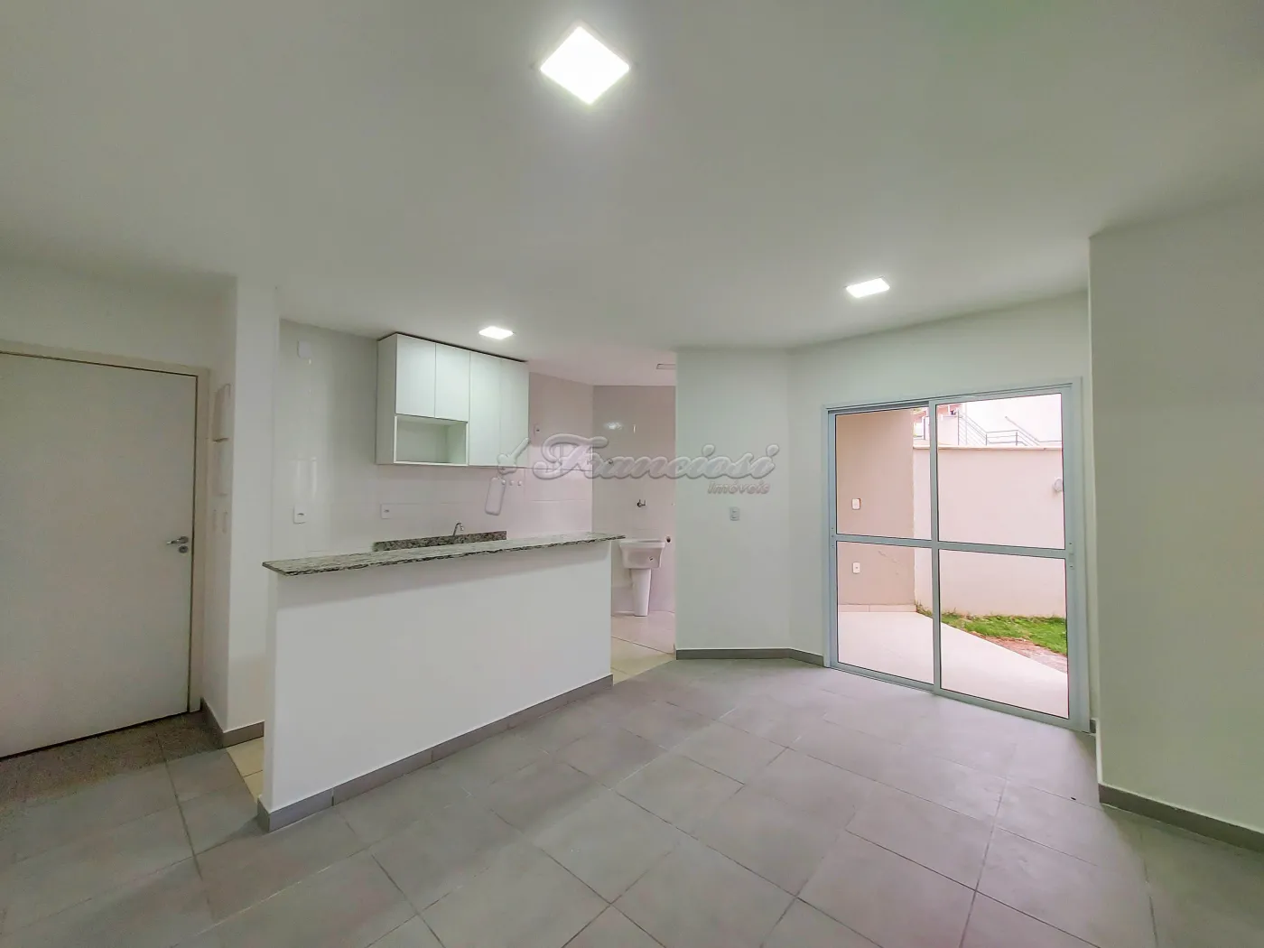 Alugar Apartamento / Condomínio em Itapetininga R$ 1.500,00 - Foto 3