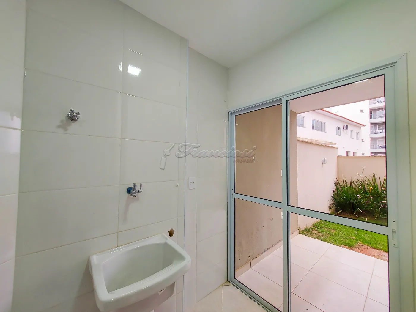 Alugar Apartamento / Condomínio em Itapetininga R$ 1.500,00 - Foto 5
