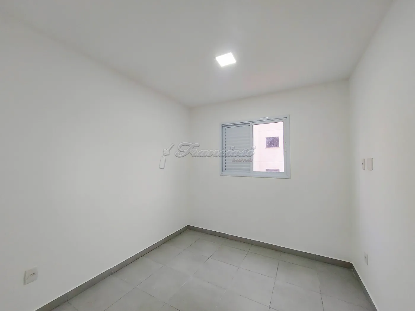 Alugar Apartamento / Condomínio em Itapetininga R$ 1.500,00 - Foto 8