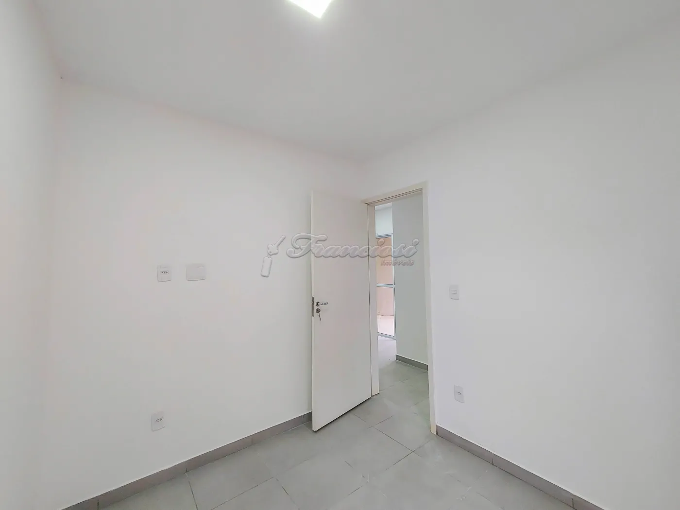 Alugar Apartamento / Condomínio em Itapetininga R$ 1.500,00 - Foto 11