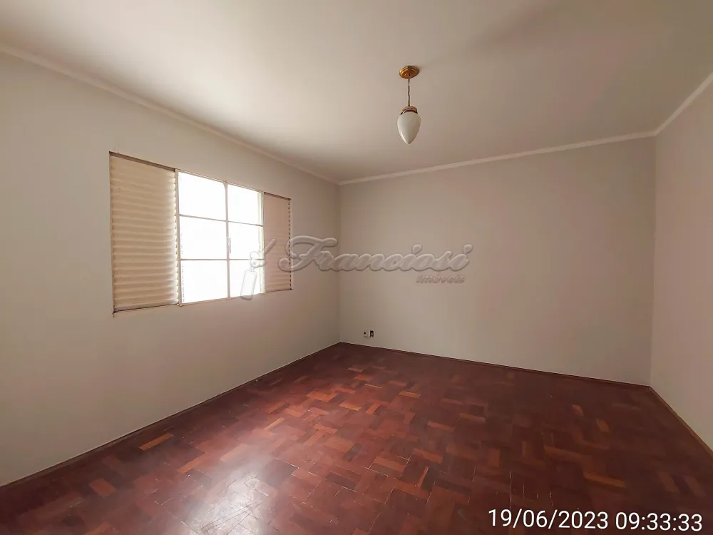 Alugar Casa / Padrão em Itapetininga R$ 1.200,00 - Foto 8