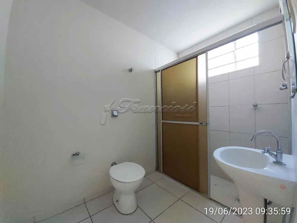 Alugar Casa / Padrão em Itapetininga R$ 1.200,00 - Foto 10