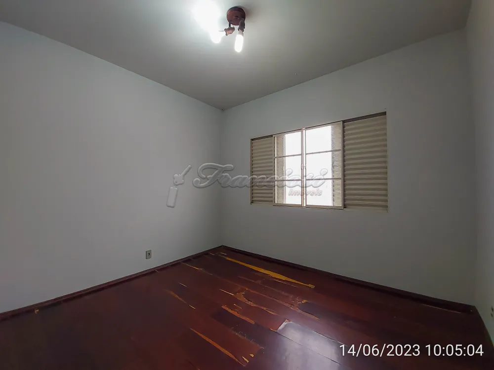 Alugar Casa / Padrão em Itapetininga R$ 1.100,00 - Foto 7