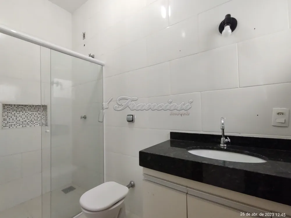 Alugar Casa / Padrão em Itapetininga R$ 2.500,00 - Foto 6