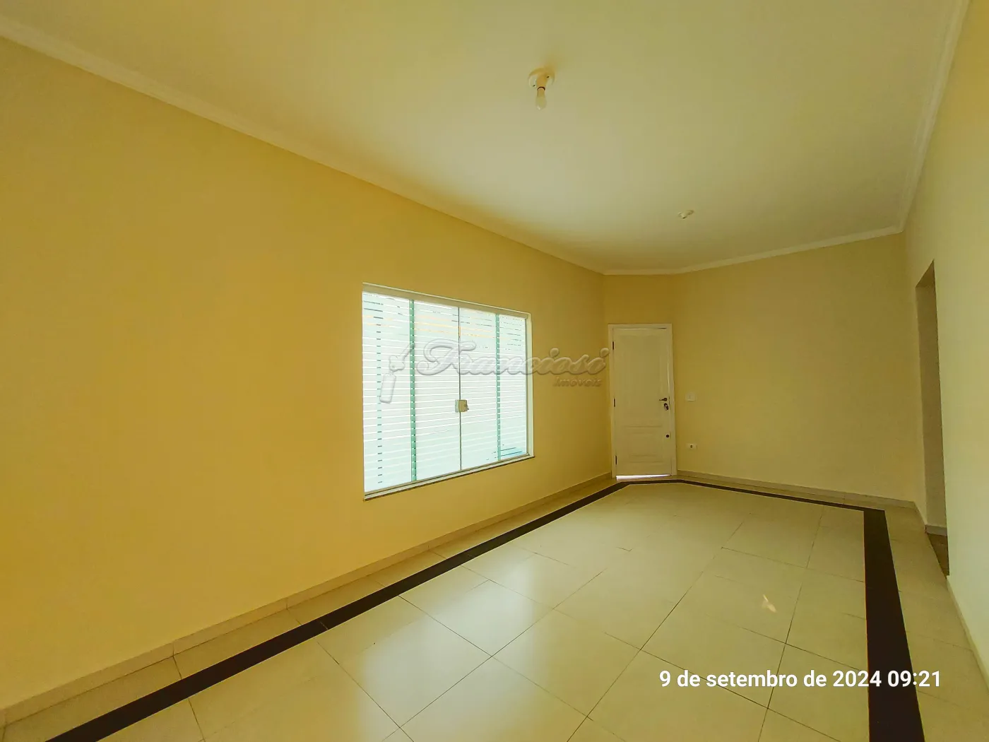 Alugar Casa / Condomínio em Itapetininga R$ 2.200,00 - Foto 2