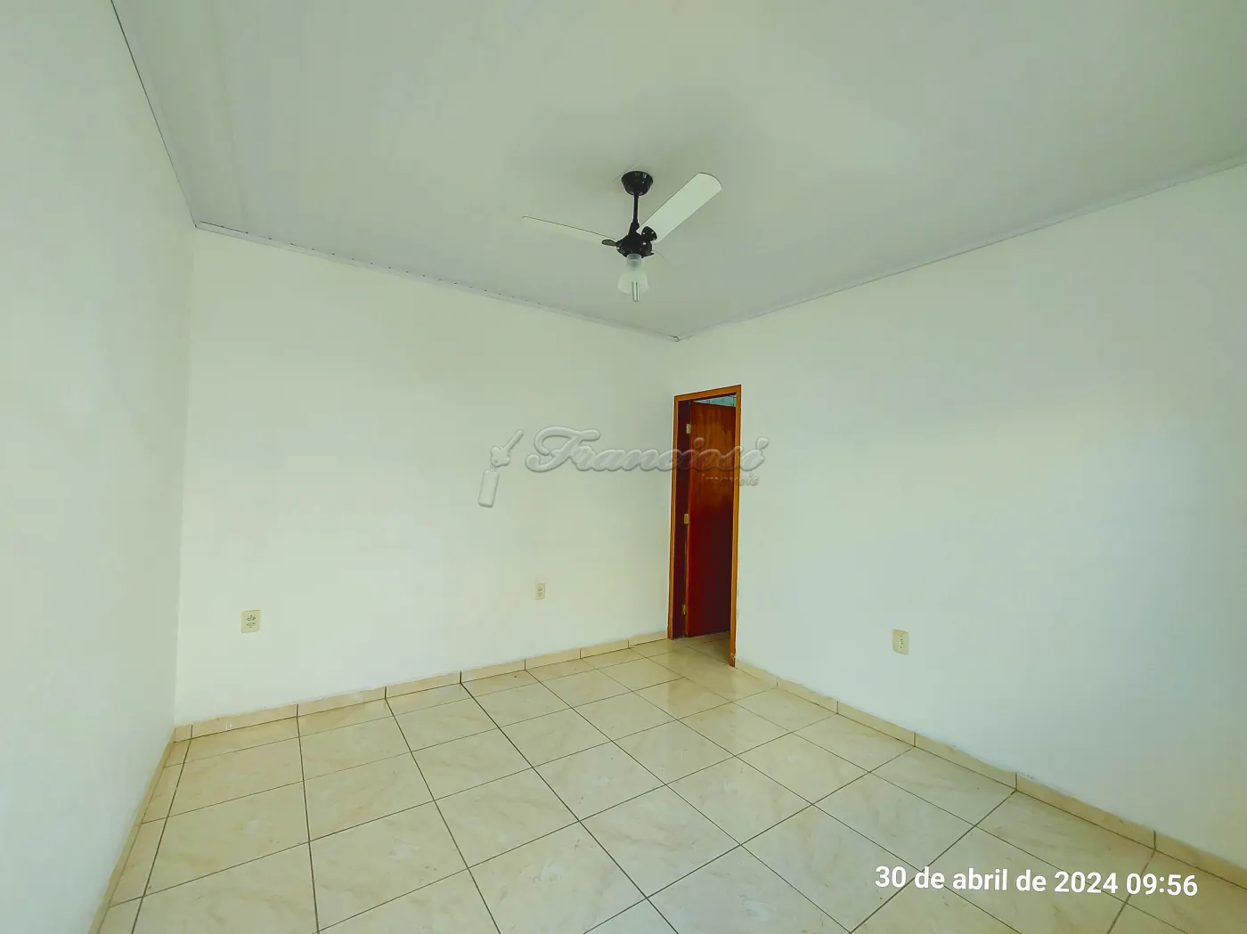 Alugar Casa / Padrão em Itapetininga R$ 1.400,00 - Foto 11