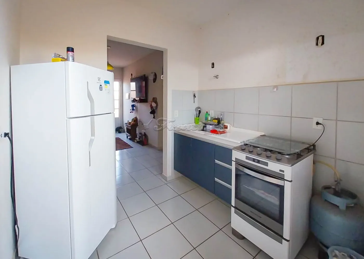 Comprar Casa / Padrão em Itapetininga R$ 200.000,00 - Foto 3