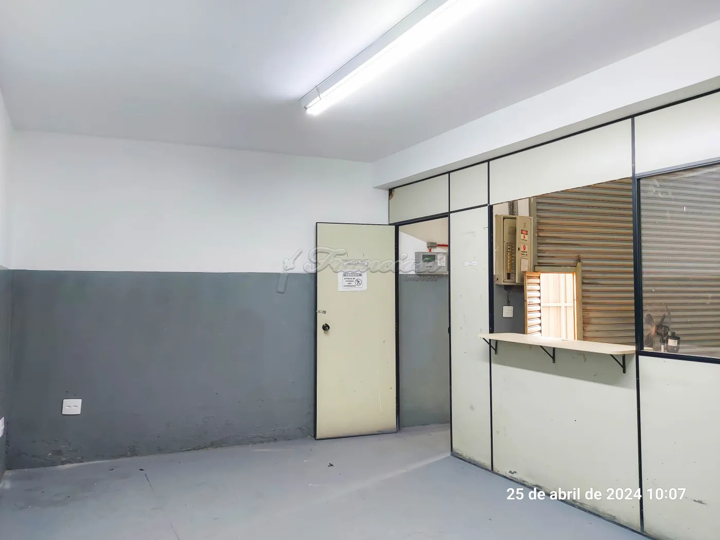 Alugar Comercial / Barracão em Itapetininga R$ 8.000,00 - Foto 3