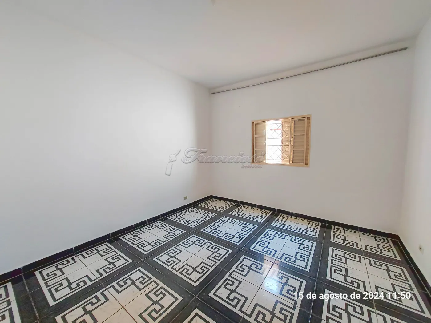 Alugar Casa / Padrão em Itapetininga R$ 900,00 - Foto 6