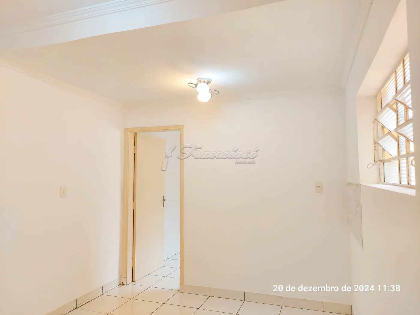 Alugar Casa / Padrão em Itapetininga R$ 1.800,00 - Foto 3