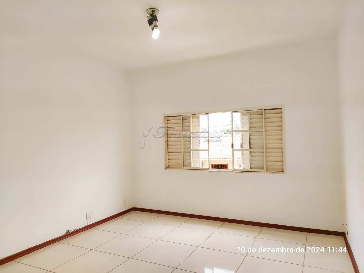 Alugar Casa / Padrão em Itapetininga R$ 1.800,00 - Foto 9