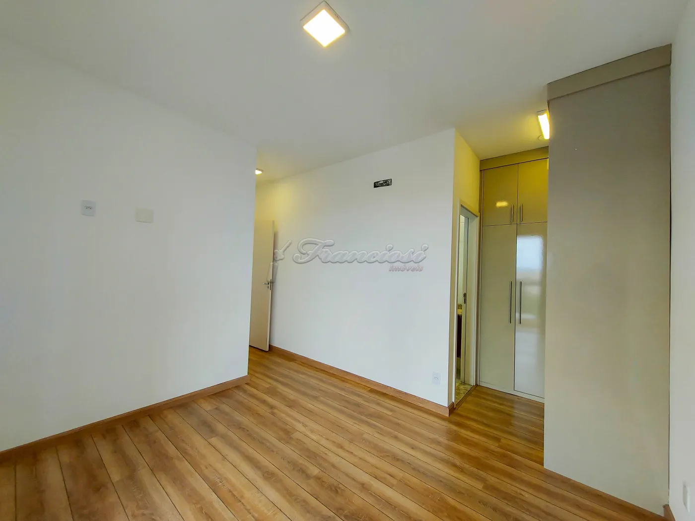 Alugar Apartamento / Condomínio em Itapetininga R$ 2.200,00 - Foto 12