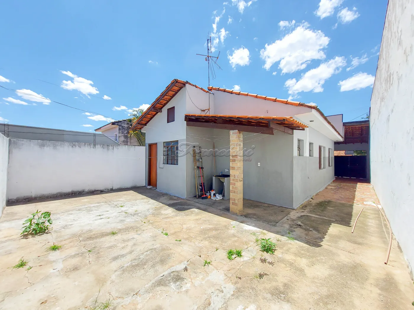 Alugar Casa / Padrão em Itapetininga R$ 1.600,00 - Foto 12