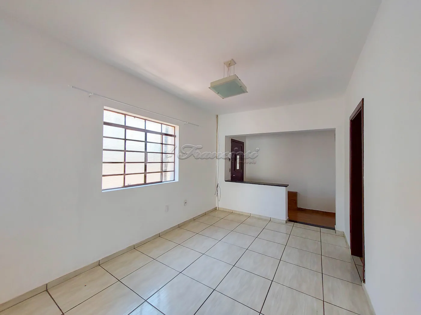 Alugar Casa / Padrão em Itapetininga R$ 1.600,00 - Foto 6
