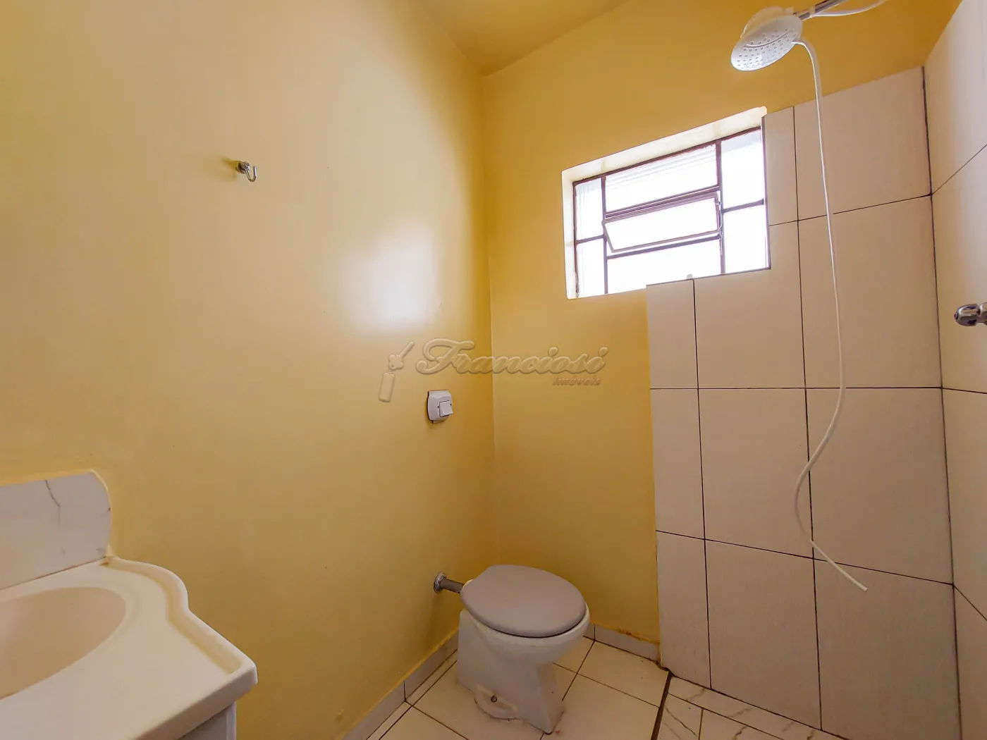 Alugar Casa / Padrão em Itapetininga R$ 1.600,00 - Foto 11