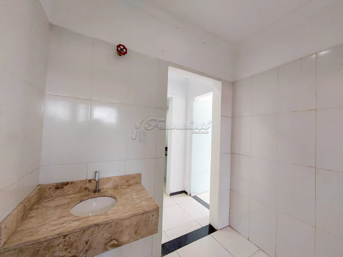 Alugar Comercial / Sala em Itapetininga R$ 1.800,00 - Foto 10