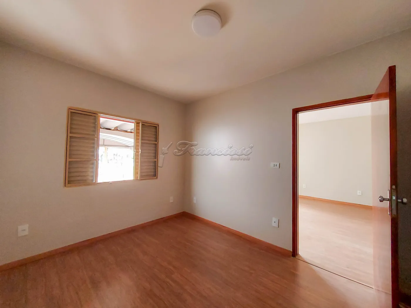 Alugar Casa / Padrão em Itapetininga R$ 2.200,00 - Foto 3