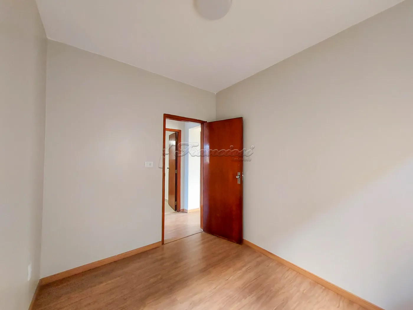 Alugar Casa / Padrão em Itapetininga R$ 2.200,00 - Foto 6