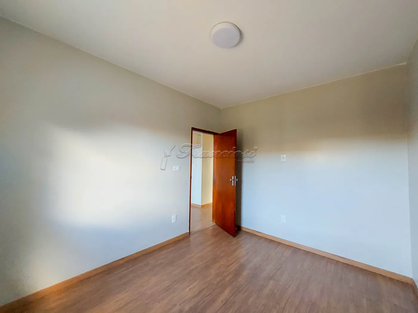 Alugar Casa / Padrão em Itapetininga R$ 2.200,00 - Foto 11