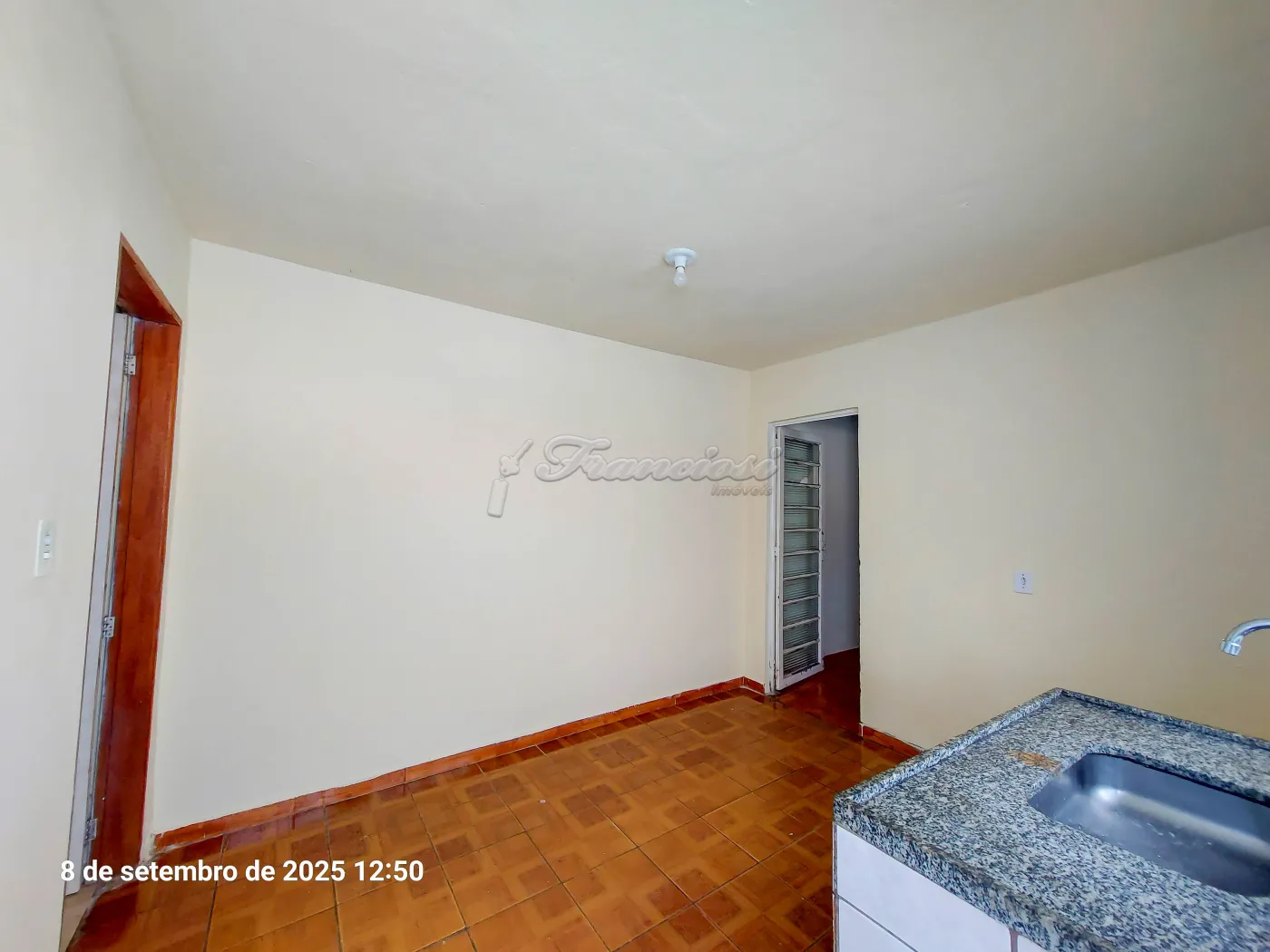 Alugar Casa / Padrão em Itapetininga R$ 750,00 - Foto 3