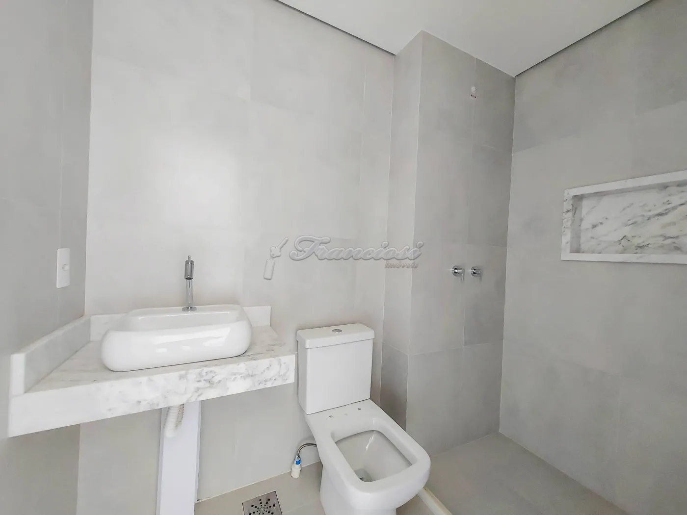 Alugar Apartamento / Condomínio em Itapetininga R$ 1.650,00 - Foto 3