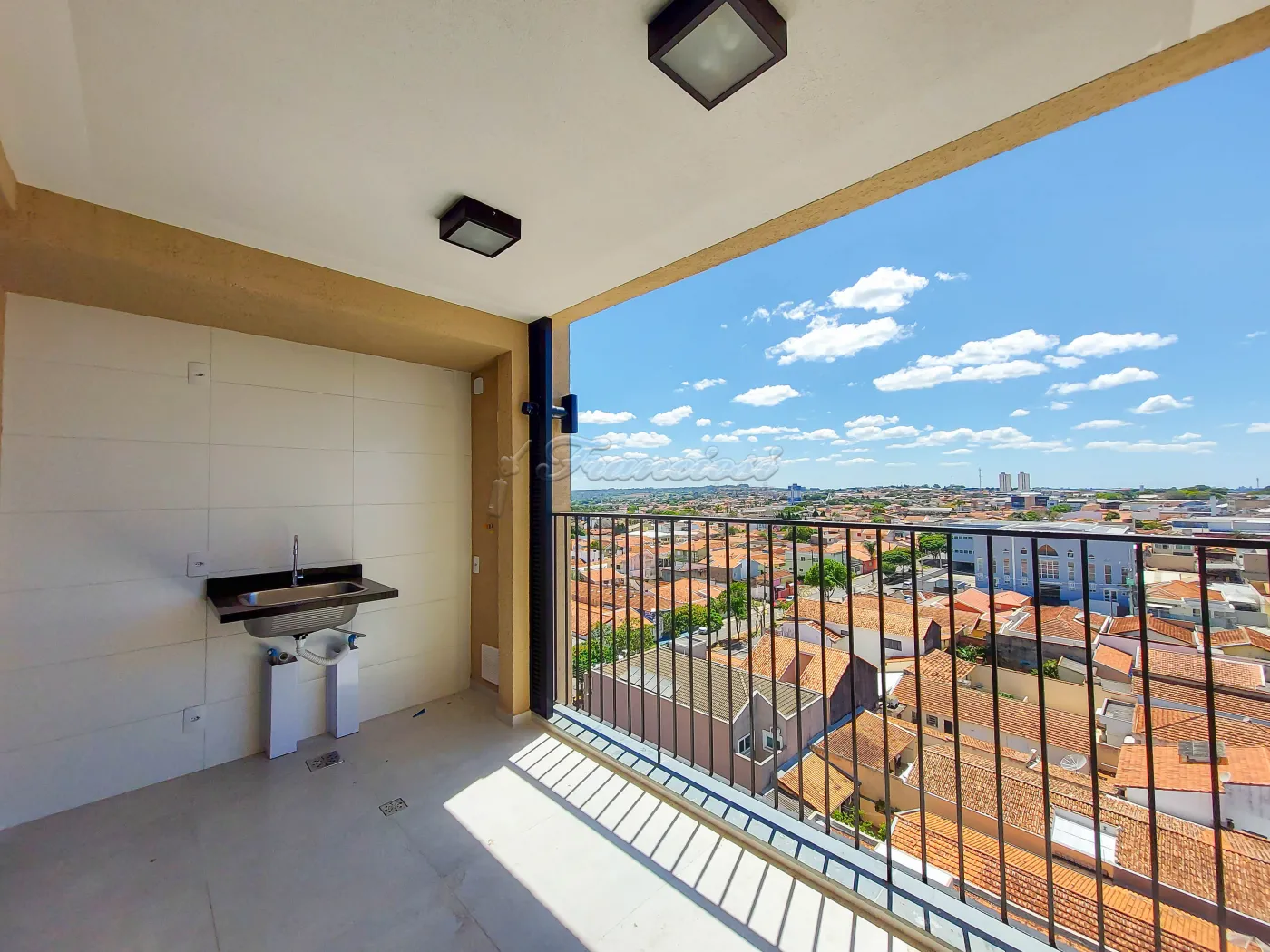 Alugar Apartamento / Condomínio em Itapetininga R$ 1.650,00 - Foto 6