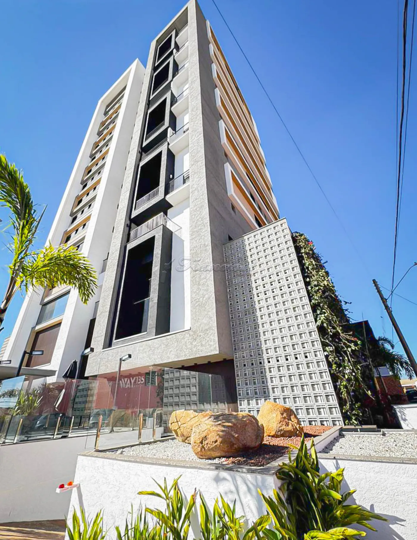 Comprar Apartamento / Condomínio em Itapetininga R$ 750.000,00 - Foto 2
