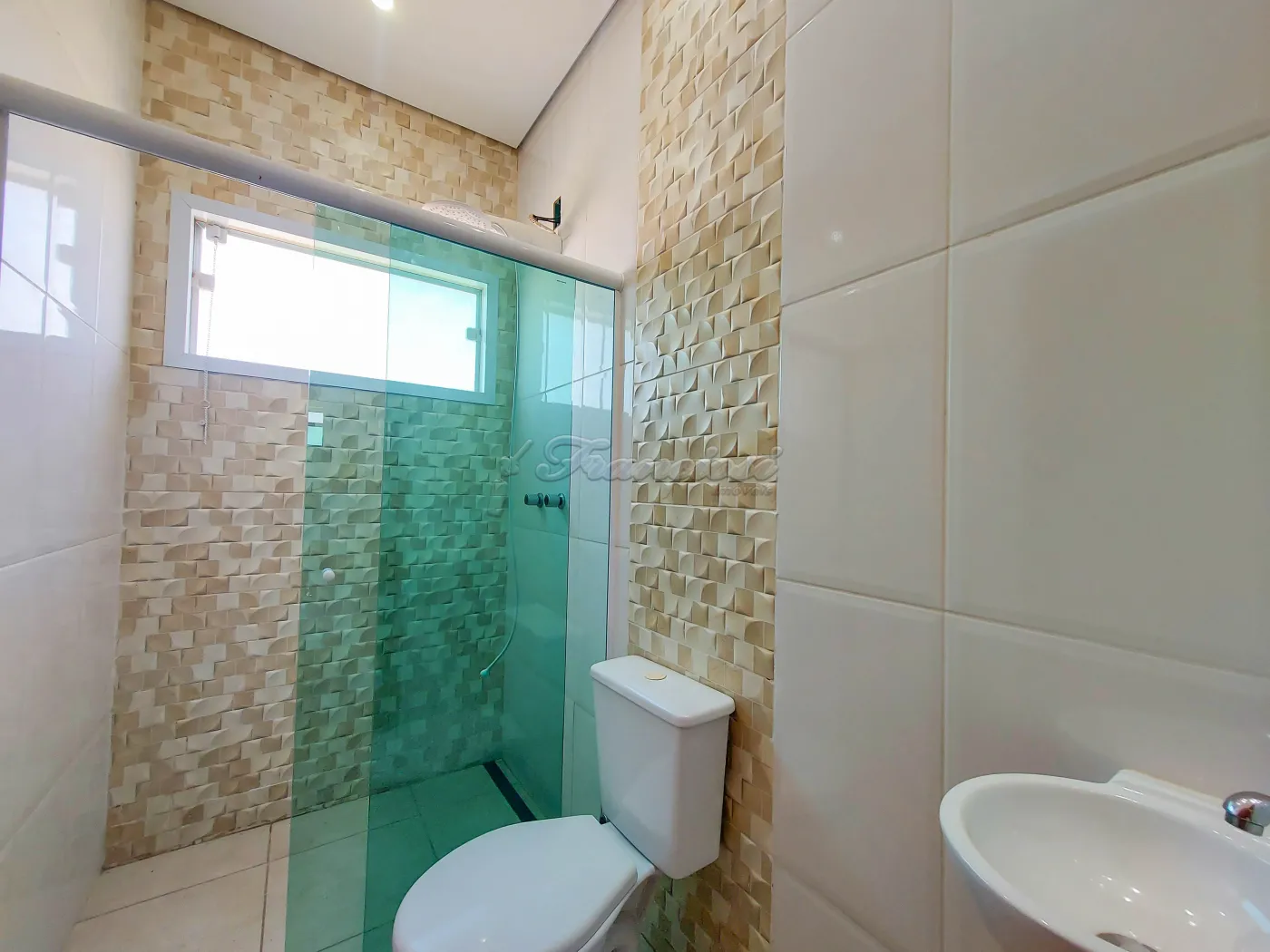 Alugar Casa / Padrão em Itapetininga R$ 2.500,00 - Foto 4