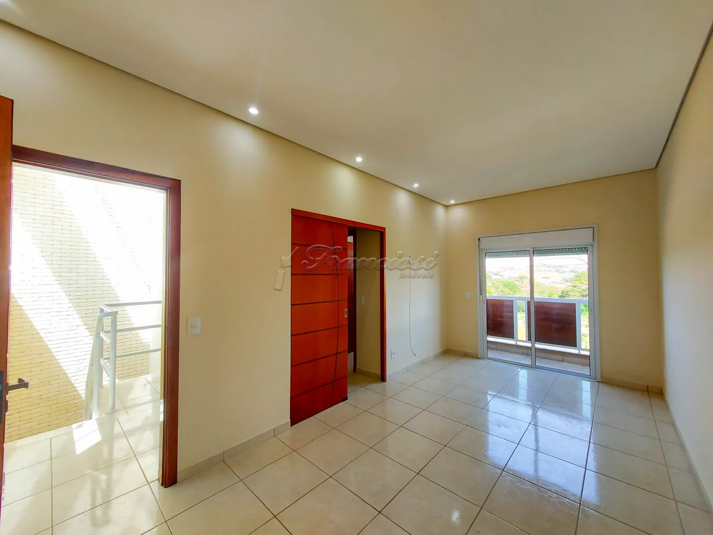 Alugar Casa / Padrão em Itapetininga R$ 2.500,00 - Foto 6