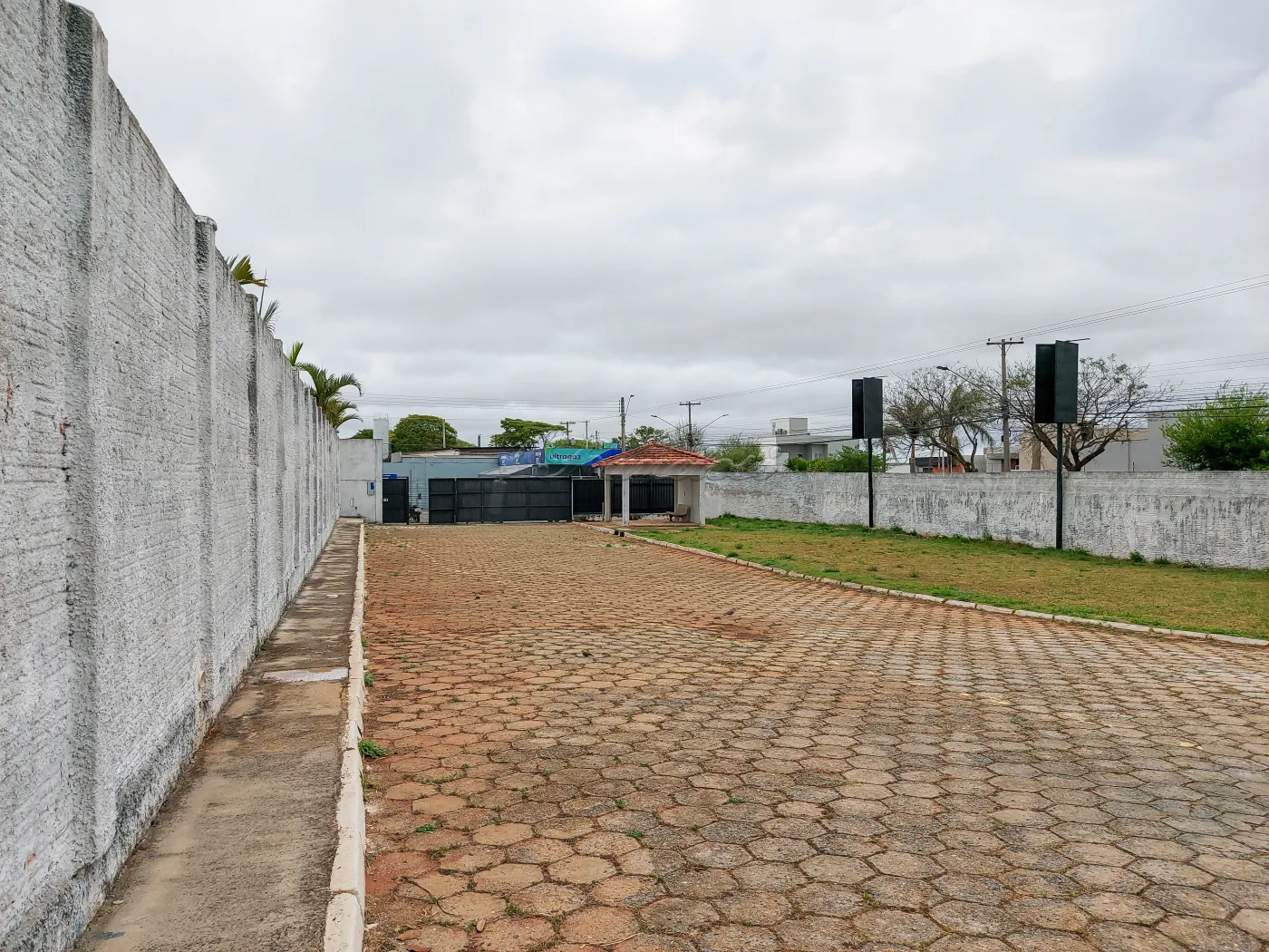 Comprar Comercial / Terreno em Itapetininga - Foto 1